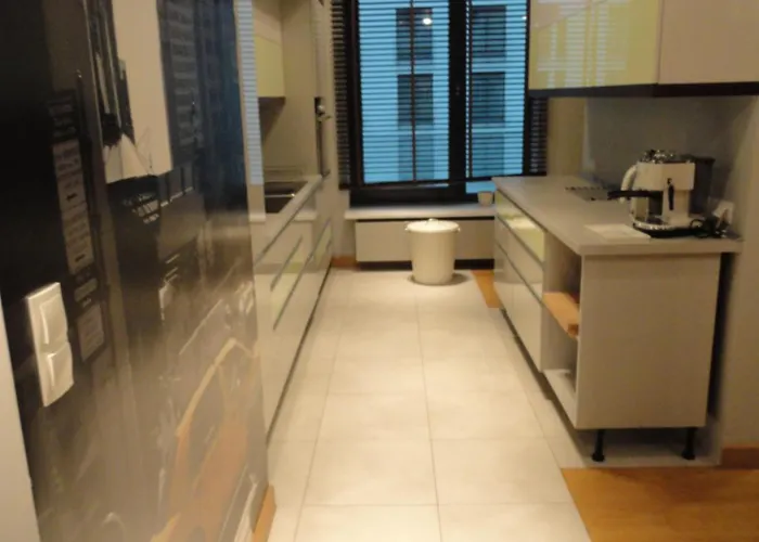 Апартаменты Deluxe Grzybowska 4 Варшава