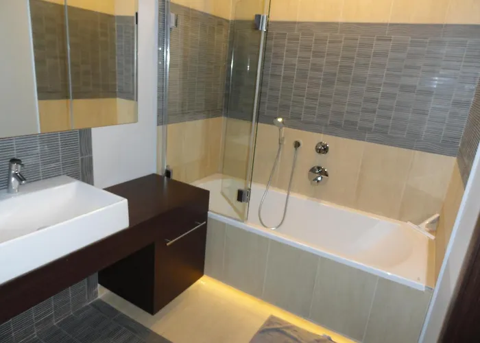 Апартаменты Deluxe Grzybowska 4